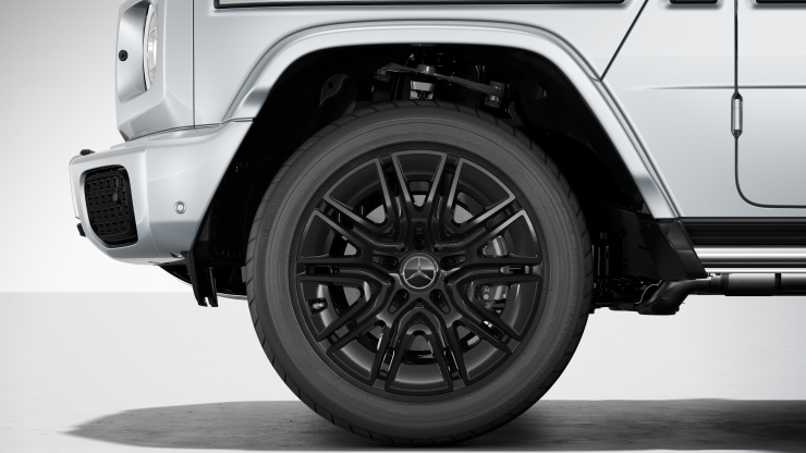 50&comma;8 cm &lpar;20"&rpar; AMG Leichtmetallr&auml;der im 10-Speichen-Design Bild 1