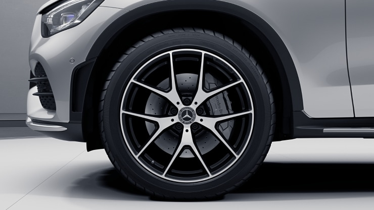 50&comma;8 cm &lpar;20"&rpar; AMG Leichtmetallr&auml;der im 5-Doppelspeichen-Design Bild 1