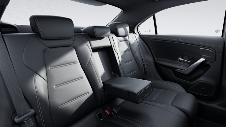 Apoyabrazos en las plazas traseras Imagen 1