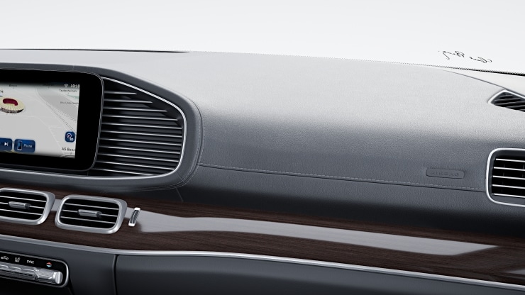 Secci&oacute;n superior del tablero de instrumentos en s&iacute;mil de cuero ARTICO 1