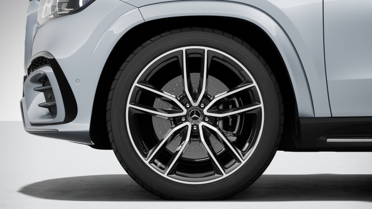 58&comma;4 cm &lpar;23"&rpar; AMG Leichtmetallr&auml;der im 5-Doppelspeichen-Design Bild 1