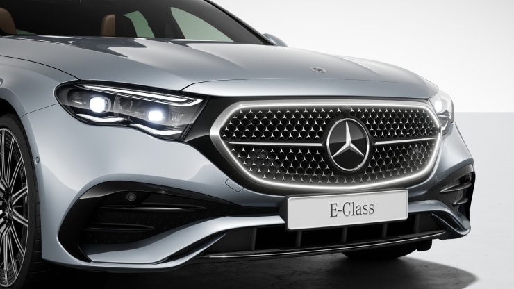 Kühlergrill beleuchtet 1