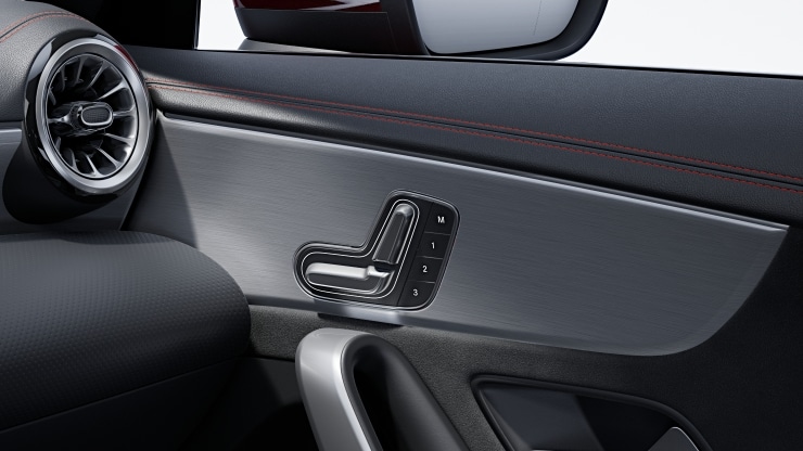 Vordersitz rechts elektrisch verstellbar mit Memory-Funktion 2