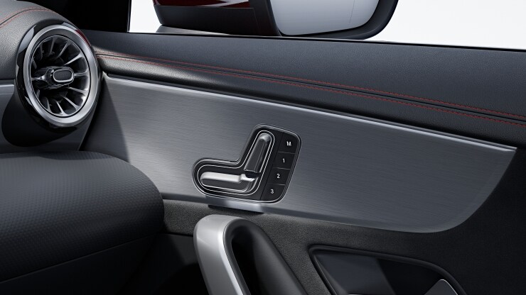 Vordersitz rechts elektrisch verstellbar mit Memory-Funktion 2