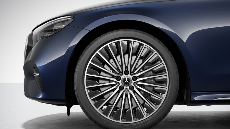 Bremsanlage mit gr&ouml;&szlig;eren Bremsscheiben an der Vorderachse Bild 1