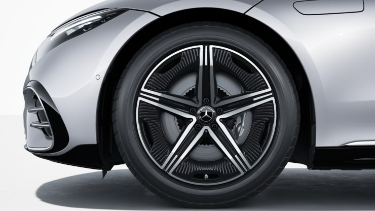 Linia AMG - elementy zewn&eogon;trzne 5