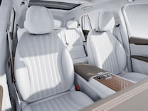 EQS comfort head rests at front seats