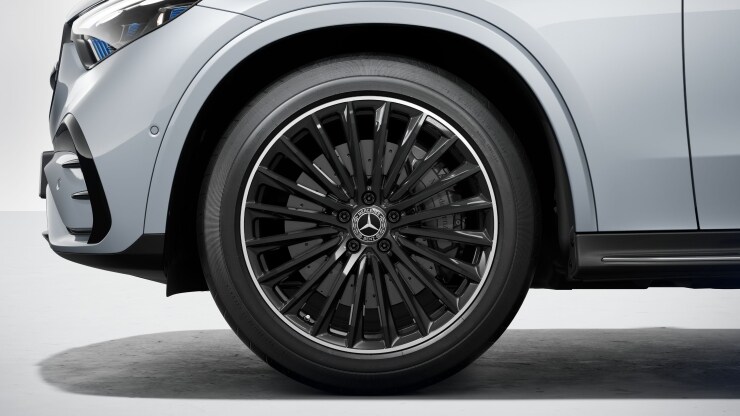 50&comma;8 cm &lpar;20"&rpar; AMG Leichtmetallr&auml;der im Vielspeichen-Design Bild 1