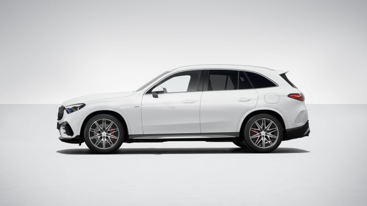 Ext&eacute;rieur Mercedes-AMG 2