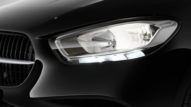 Halogen-Scheinwerfer mit integriertem LED-Tagfahrlicht Bild 1