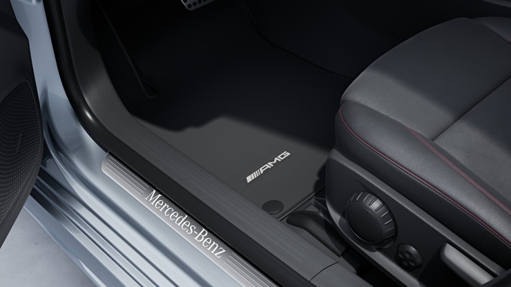 Einstiegsleisten mit "Mercedes-Benz" Schriftzug&comma; beleuchtet und mit Wechselcover Bild 1