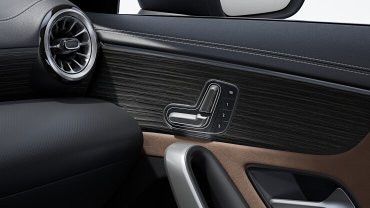 Vordersitz rechts elektrisch verstellbar mit Memory-Funktion 2