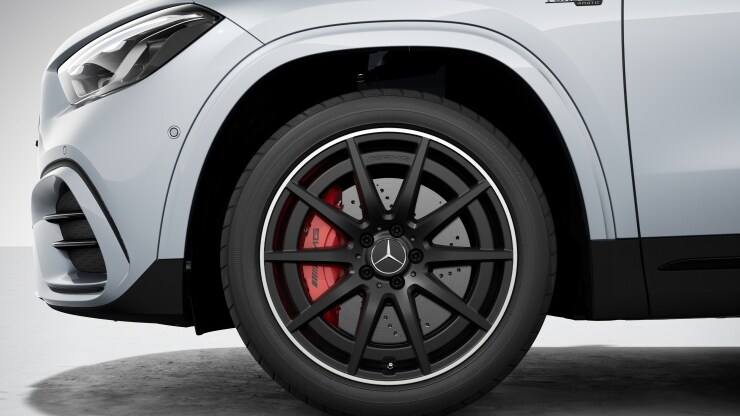 48,3 cm (19") AMG Leichtmetallräder im 10-Speichen-Design Bild 1