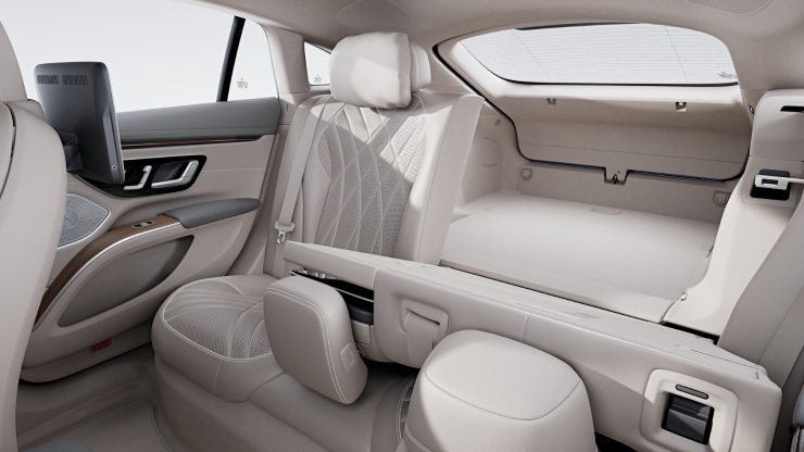 Sitzlehnen im Fond klappbar 2