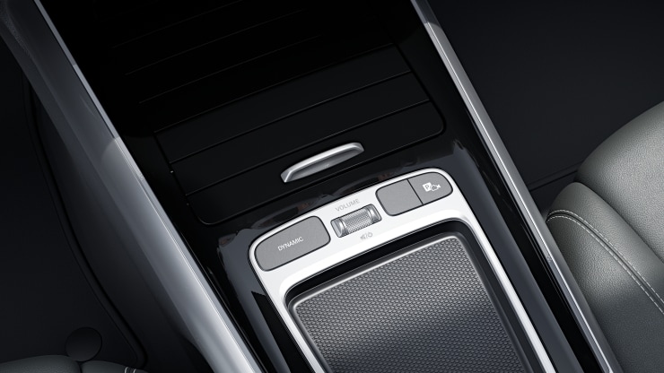 Ablagefach in Mittelkonsole mit Rollo Bild 1