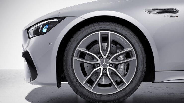 48&comma;3 cm &lpar;19"&rpar; AMG Leichtmetallr&auml;der im 5-Doppelspeichen-Design Bild 1