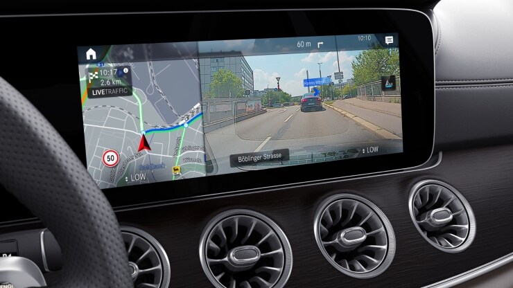 Digitales Extra: MBUX Augmented Reality für Navigation Bild 1