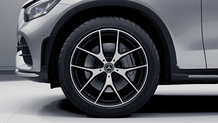 Jantes alliage AMG 50&comma;8 cm &lpar;20"&rpar; &agrave; 5 doubles branches finition noir mat&sol;naturel brillant Image 1