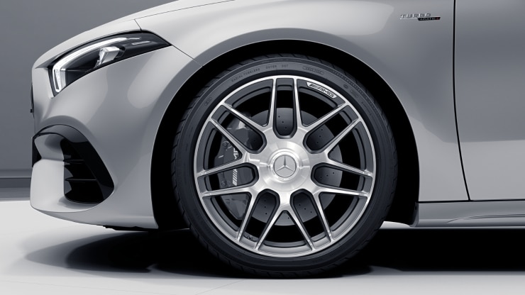 48&comma;3 cm &lpar;19"&rpar; AMG Schmieder&auml;der im Kreuzspeichen-Design Bild 1