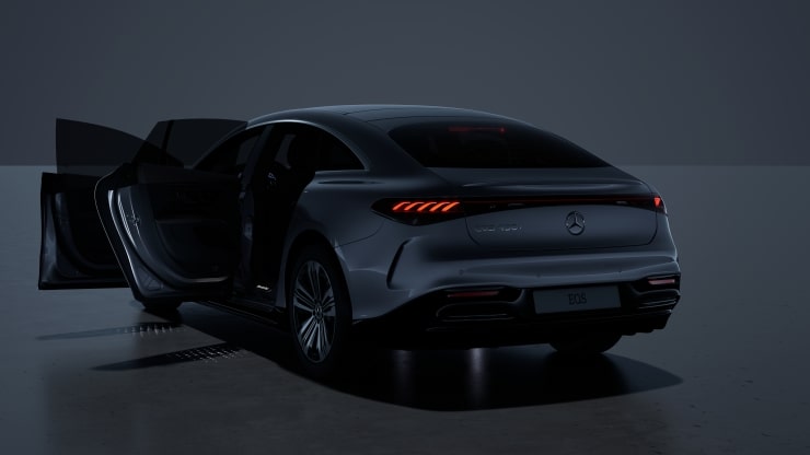 Umfeldbeleuchtung mit animierter Projektion des Mercedes-Benz Pattern&comma; 4-fach Bild 1