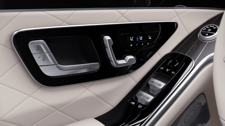 Asientos climatizados para conductor y acompa&ntilde;ante 2