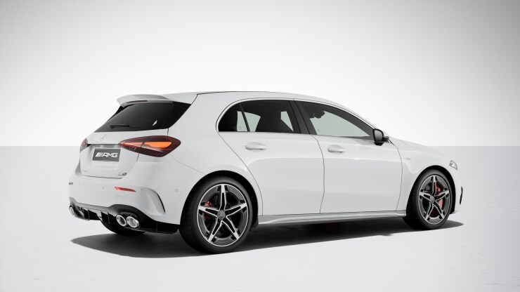 Serienausstattung Mercedes-AMG f&uuml;r Mercedes-AMG A 45 S 4MATIC&plus; 2