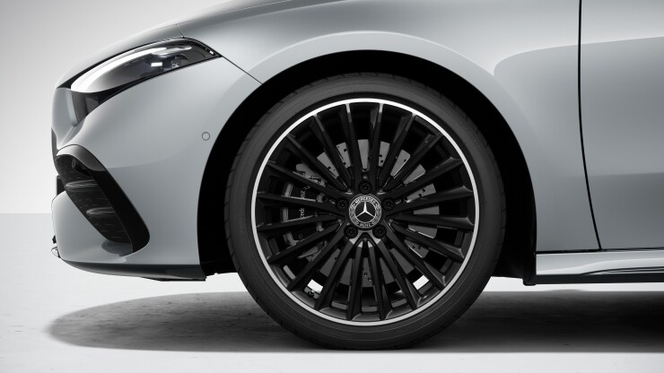 Llantas de aleaci&oacute;n AMG de 48&comma;3 cm &lpar;19"&rpar; en dise&ntilde;o multirradio Imagen 1