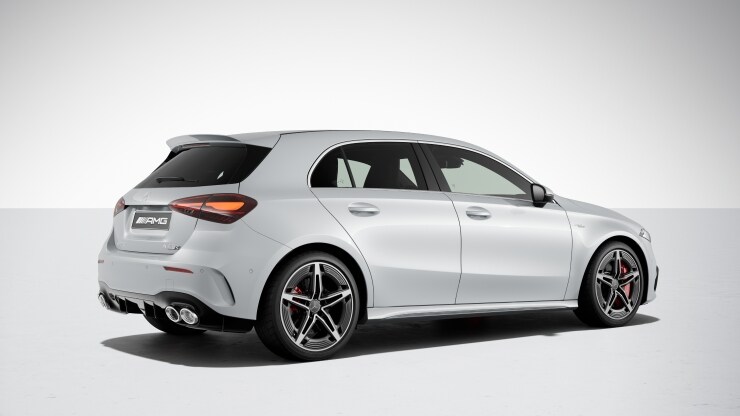 Serienausstattung Mercedes-AMG für Mercedes-AMG A 45 S 4MATIC+ 3