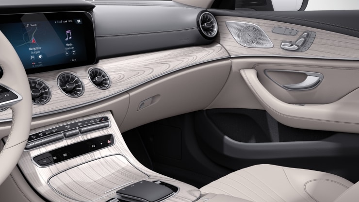 Decorative mouldings Imagen 1