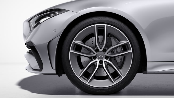 50&comma;8 cm &lpar;20"&rpar; AMG Leichtmetallr&auml;der im 5-Doppelspeichen-Design Bild 1