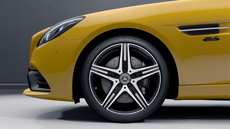 45&comma;7 cm &lpar;18"&rpar; AMG Leichtmetallr&auml;der im 5-Speichen-Design Bild 1