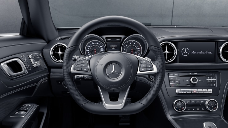 Multifunktions-Sportlenkrad in Leder Nappa Bild 1