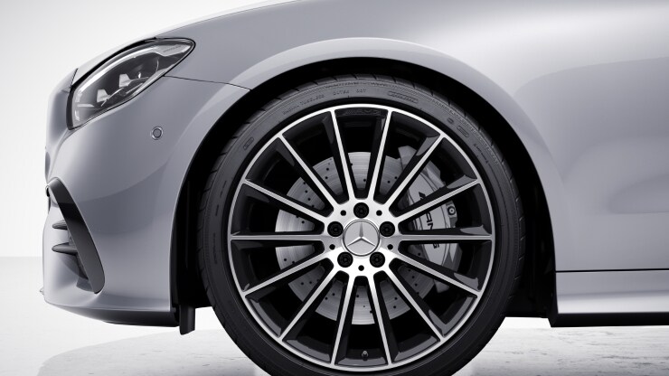 50&comma;8 cm &lpar;20"&rpar; AMG Leichtmetallr&auml;der im Vielspeichen-Design Bild 1