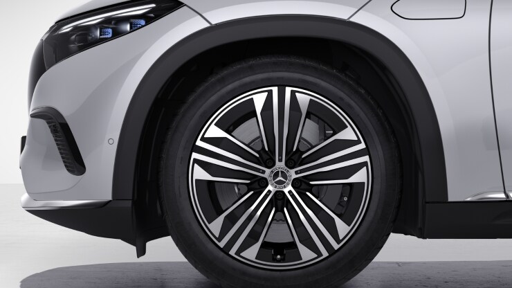 53,3 cm (21") Leichtmetallräder im 5-Speichen-Design 1