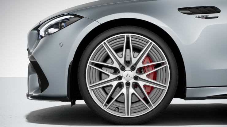 50&comma;8 cm &lpar;20"&rpar; AMG Leichtmetallr&auml;der im 10-Doppelspeichen-Design Bild 1