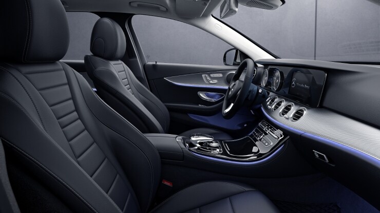 AVANTGARDE Interieur Bild 1