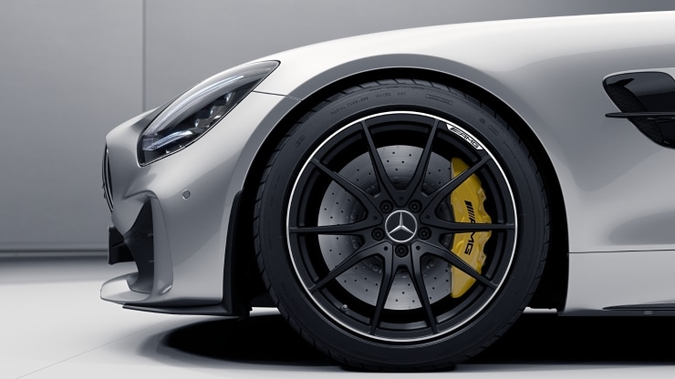 48&comma;3 cm &lpar;19"&rpar;&sol;50&comma;8 cm &lpar;20"&rpar; AMG Schmieder&auml;der im 10-Speichen-Design Bild 1