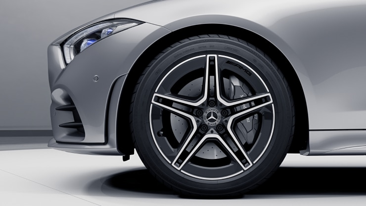 48&comma;3 cm &lpar;19"&rpar; AMG Leichtmetallr&auml;der im 5-Doppelspeichen-Design Bild 1