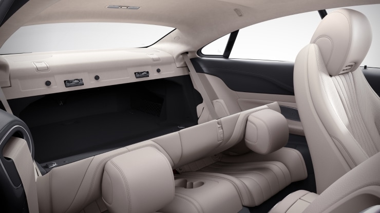 Sitzlehnen im Fond klappbar Bild 1