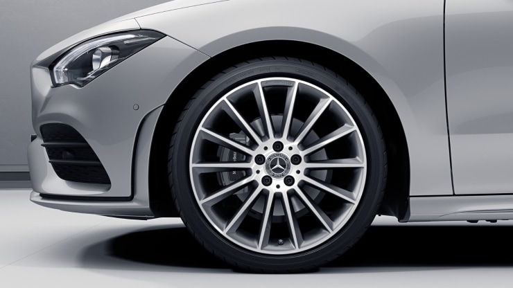 48&comma;3 cm &lpar;19"&rpar; AMG Leichtmetallr&auml;der im Vielspeichen-Design Bild 1