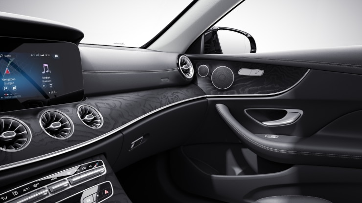 Zierelemente Holz Esche schwarz offenporig Bild 1