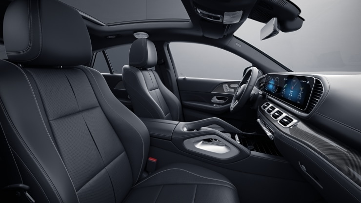 Instrumententafel und Bordkanten der T&uuml;ren in Leder Nappa Bild 1