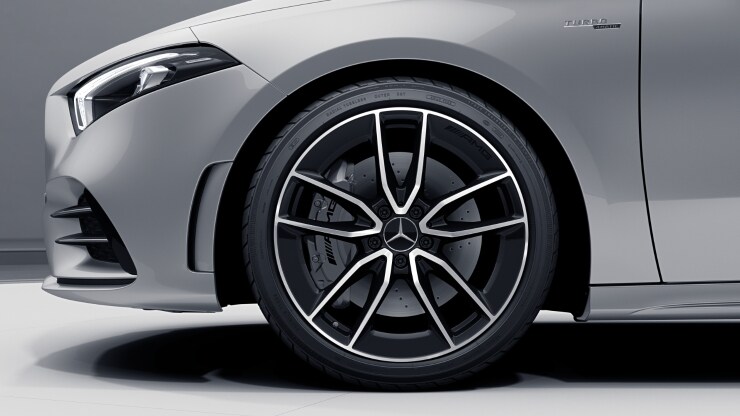 19" AMG Leichtmetallr&auml;der im 5-Doppelspeichen-Design Bild 1