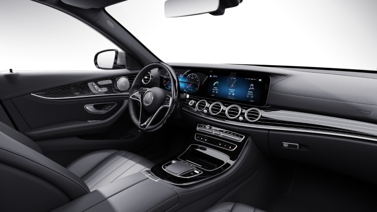 EXCLUSIVE Interieur 2