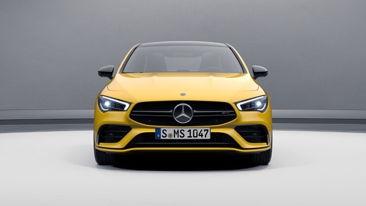 AMG spezifische K&uuml;hlerverkleidung&comma; abgedunkelt 2