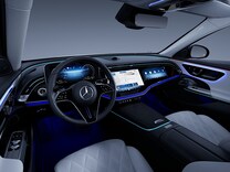 E-Class Saloon Active ambient lighting