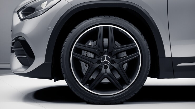 50&comma;8 cm &lpar;20"&rpar; AMG Leichtmetallr&auml;der im 5-Doppelspeichen-Design Bild 1