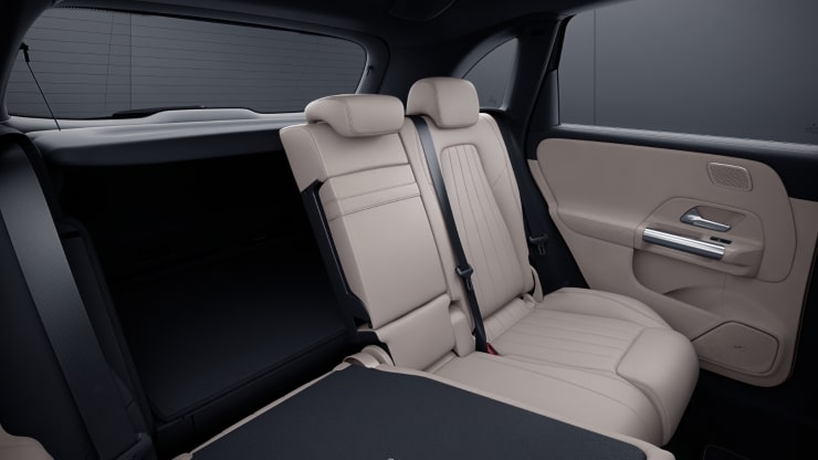 Asientos traseros con respaldos abatibles Imagen 1