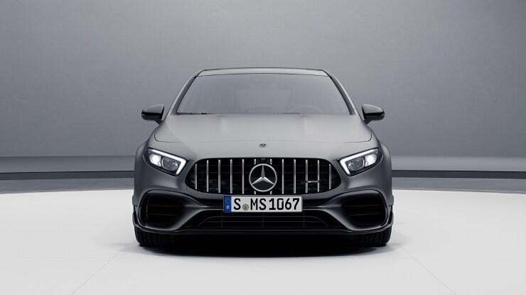 Serienausstattung Mercedes-AMG f&uuml;r Mercedes-AMG A 45 S 4MATIC&plus; 3