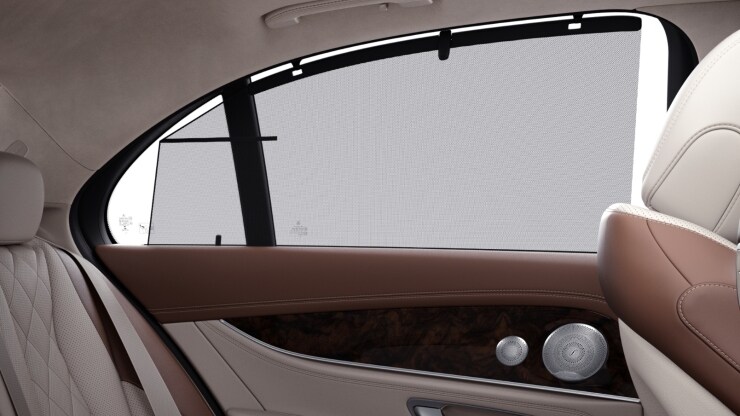 Sonnenrollos in den Fondt&uuml;ren links und rechts 2